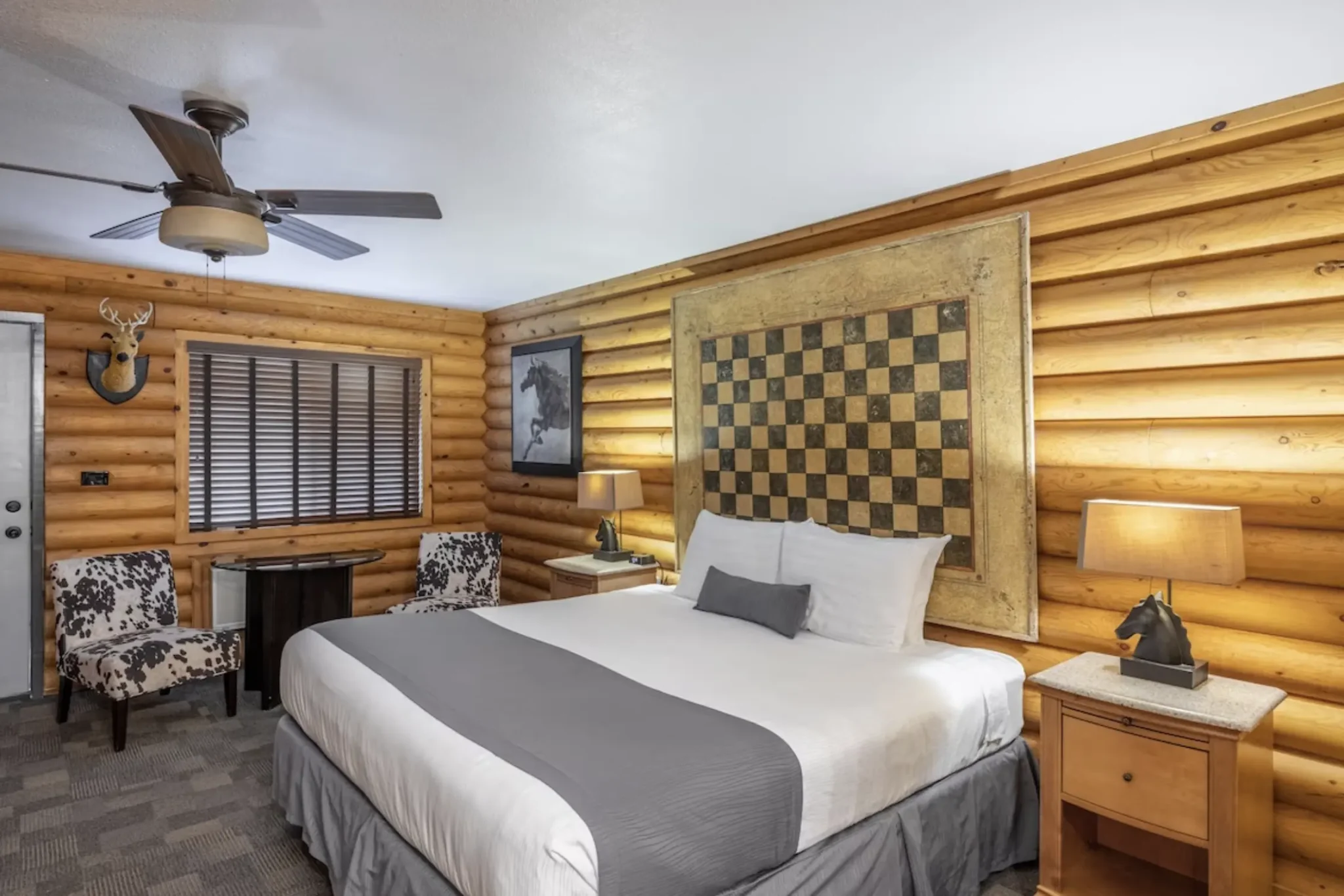 Canyons Lodge