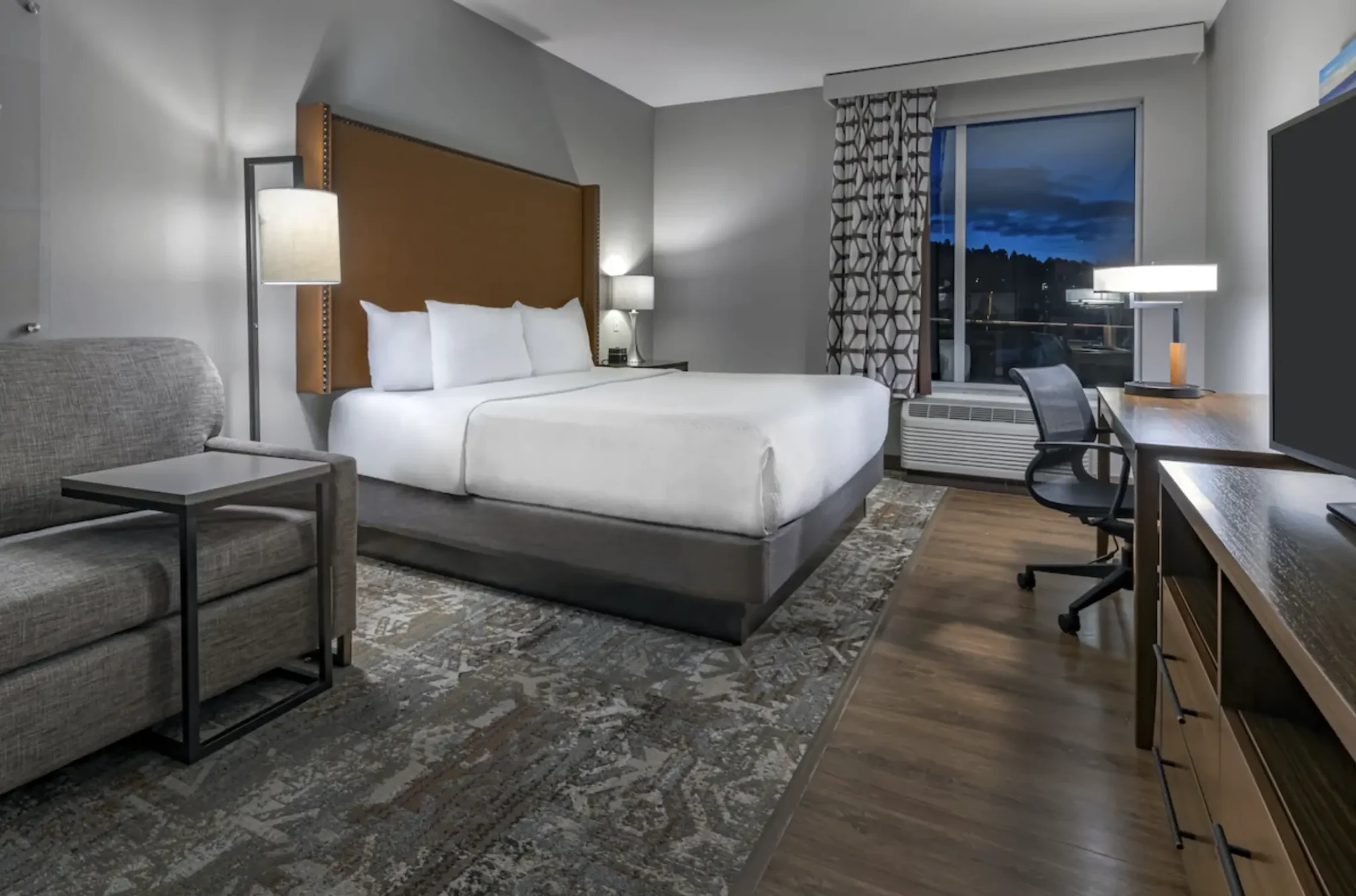 La Quinta Inn and Suites