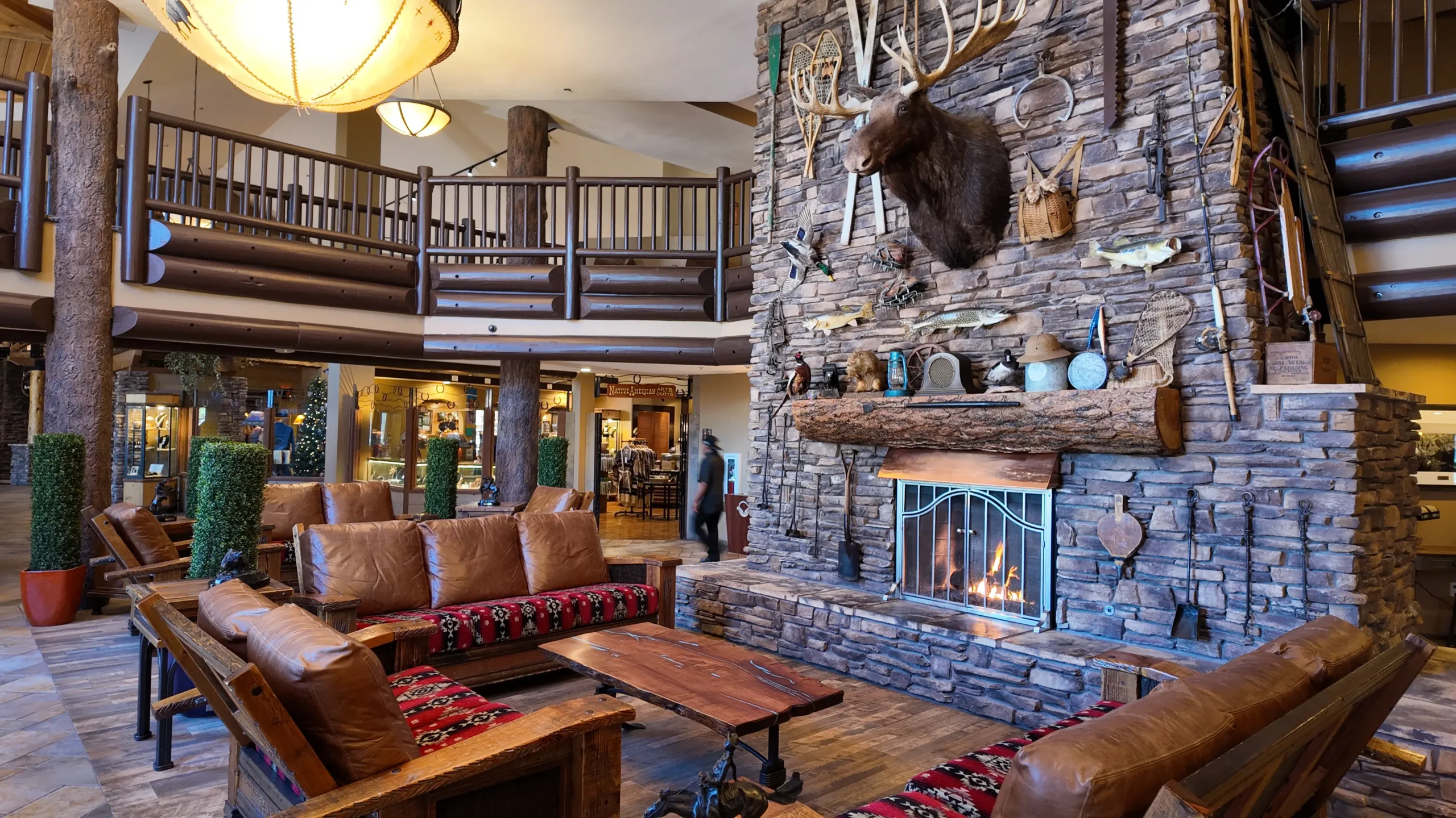 The Grand Hotel at the Grand Canyon | GrandCanyon.com