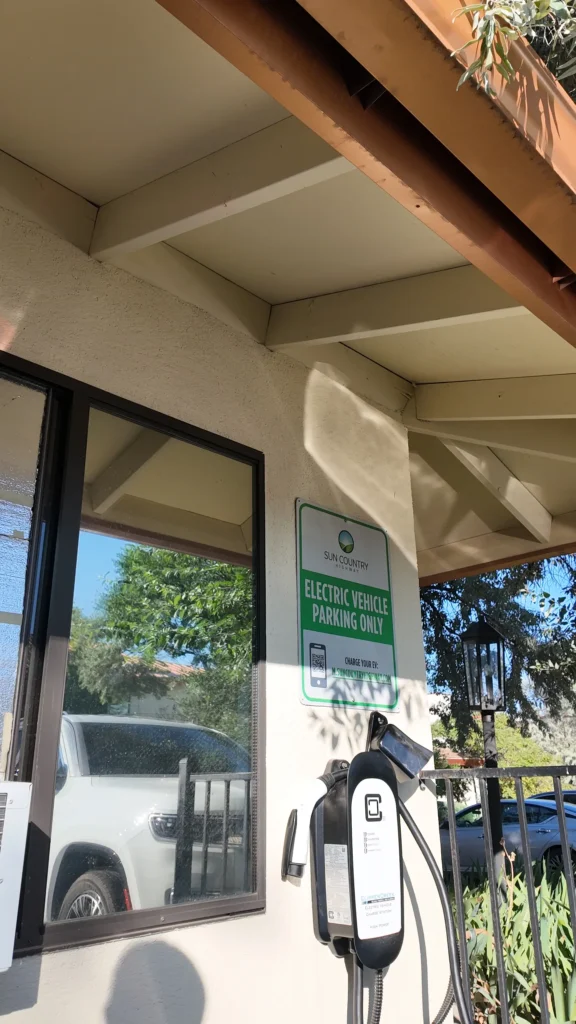 Tesla Destination Charger (by Squire Resort)#4
