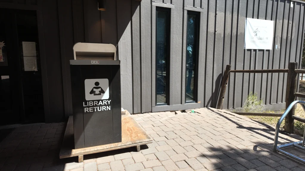 Grand Canyon Community Library#2