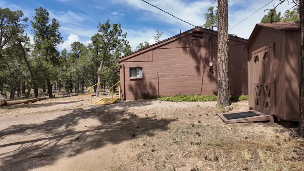 Grand Canyon Kennel#4