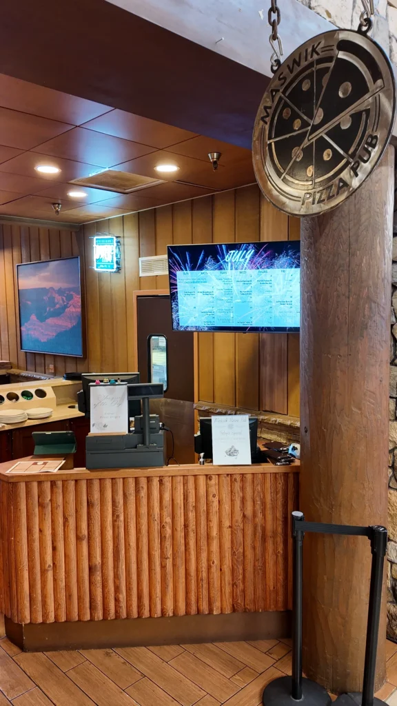 Maswik Pizza Pub#4