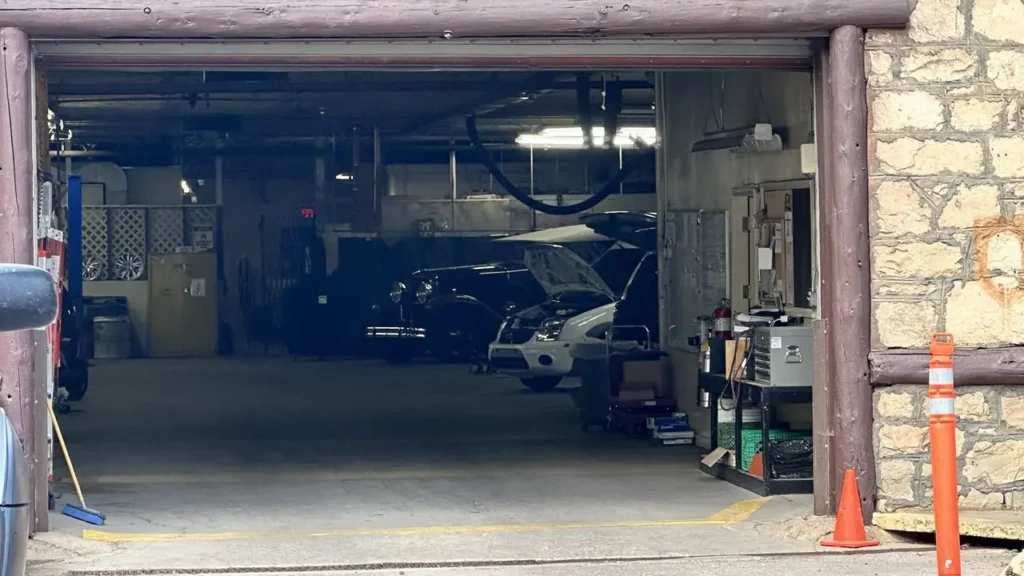Xanterra Garage#3