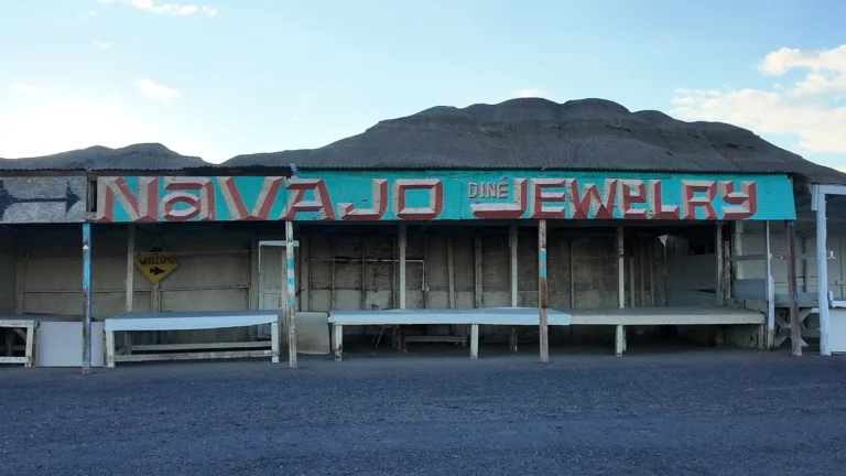Navajo (Diné) Shops