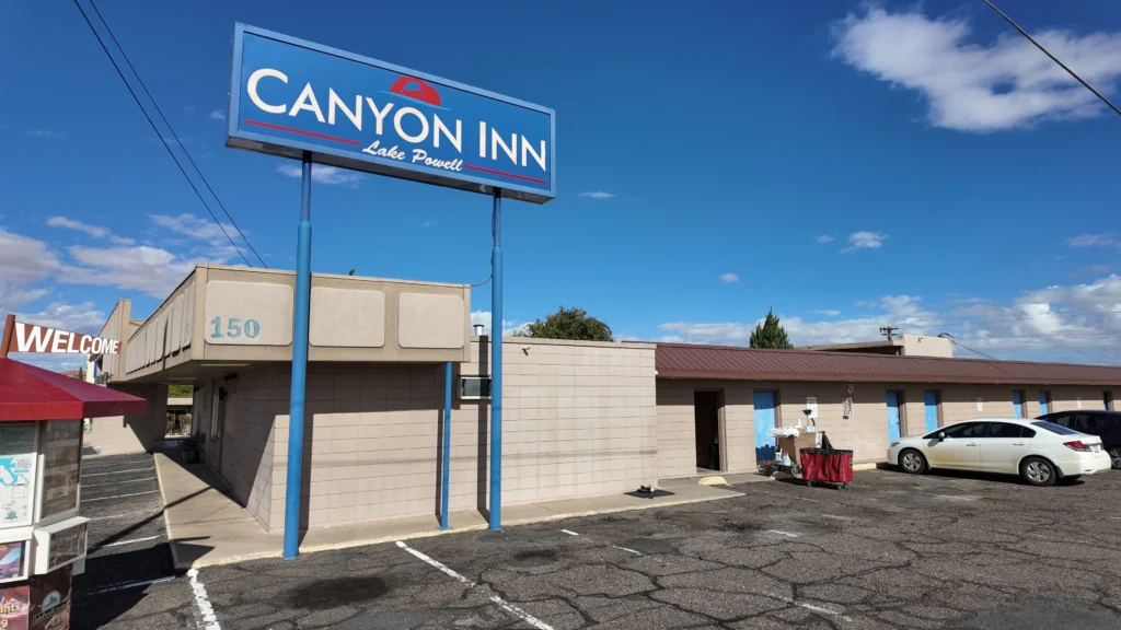 Lake Powell Canyon Inn – Page#1