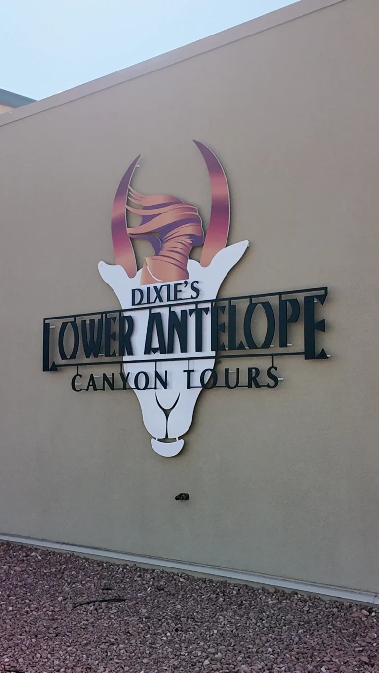 Dixie’s Lower Antelope Canyon Tours