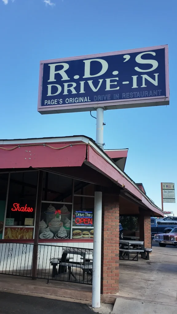 R D’s Drive-In#3