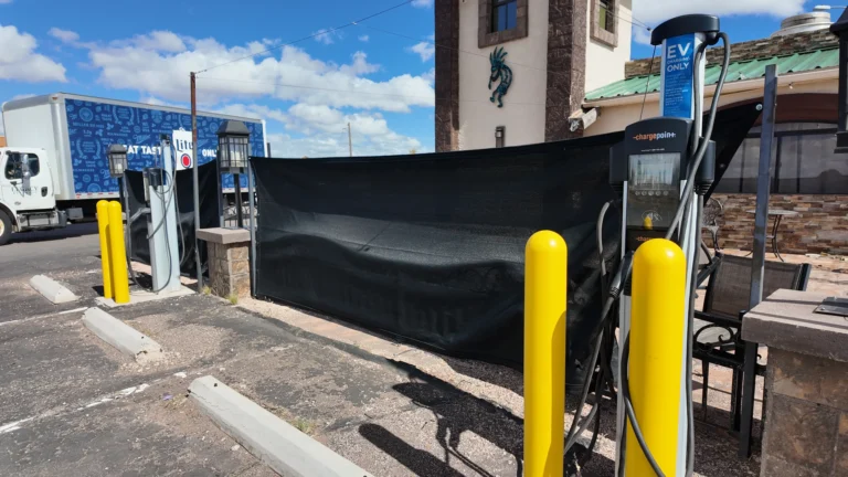 ChargePoint Charging Station – Grand Canyon Inn