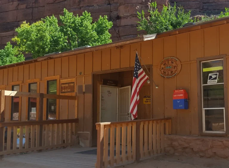 Havasupai Trading Company (Market)