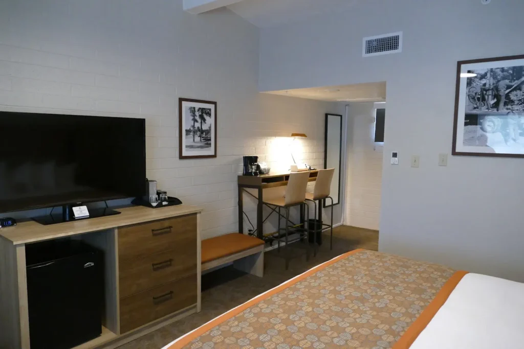 Yavapai Lodge – East (Yavapai E)#9